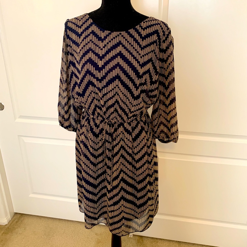 💙👗 Chevron Print Dress 💙👗